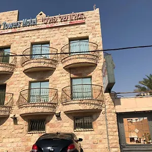 אכסניית פולטי טאוורס אילת